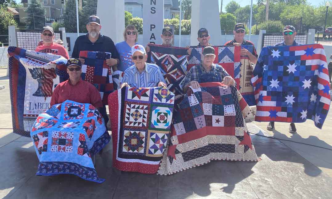 Veterans receive donated quilts